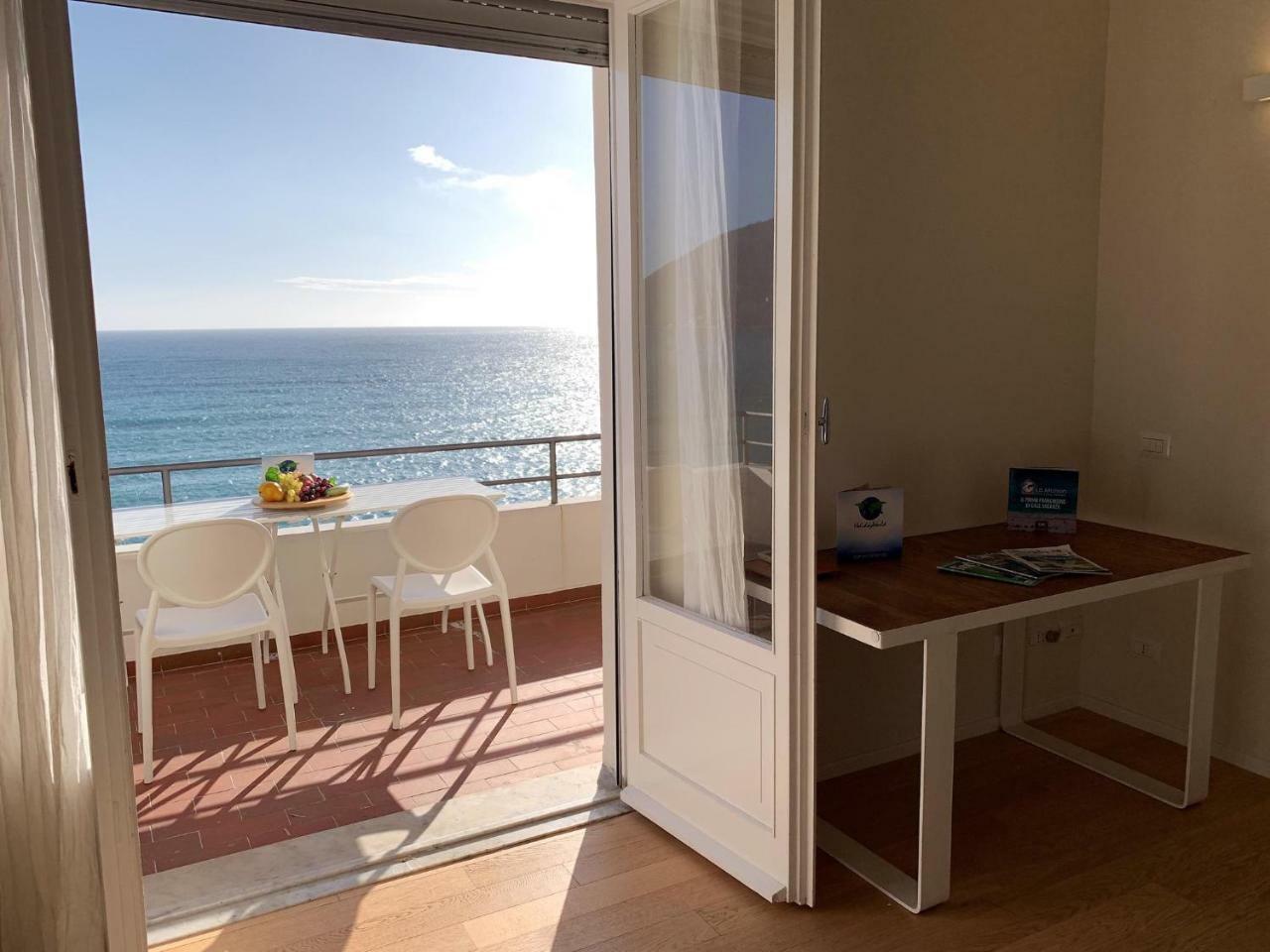 Villa Giulia By Holiday World Recco Bagian luar foto